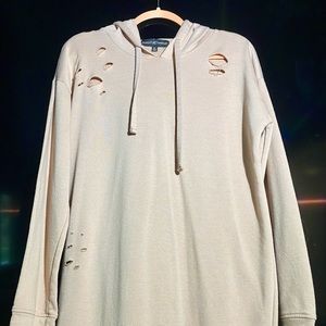 Teen fit! Distressed T-shirt dress. Soft pink/beige